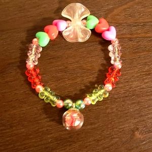 Home made bead bracelet: Strawberry gummy bears